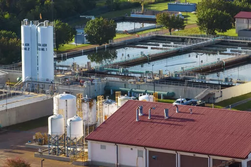 This is an aerial view of of the City of Jackson's O.B. Curtis Water Plant in Ridgeland, Miss., on Sept. 1, 2022. Local officials in Mississippi's capital city, where a late summer water crisis upended life for 150,00 people, approved an emergency plan Thursday, Nov. 10, 2022, to increase staffing at the city's two water treatment plants. (AP Photo/Steve Helber, File)